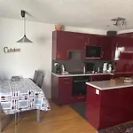 Residenz Majesta شقة