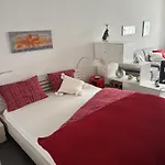 Residenz Majesta شقة